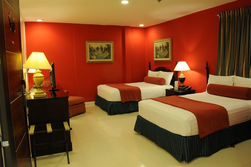 Dreamwave Hotel Santiago City of Santiago Exterior photo