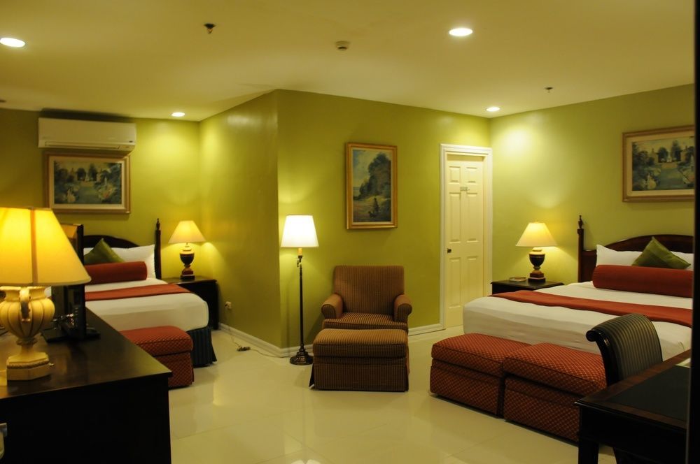 Dreamwave Hotel Santiago City of Santiago Exterior photo